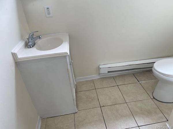 488 Nassau RD #5, Roosevelt, NY 11575