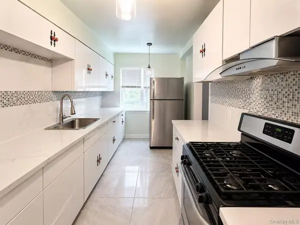 2529 87th ST, East Elmhurst, NY 11369