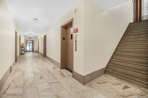 42 Barker AVE #2B, White Plains, NY 10601