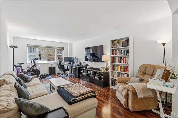 111 E Hartsdale AVE #3F, Hartsdale, NY 10530