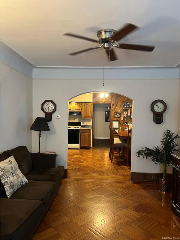 85-20 53rd AVE, Elmhurst, NY 11373