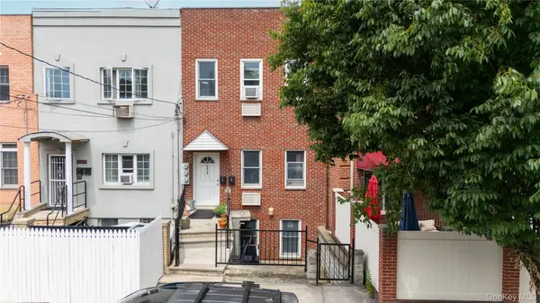 46-15 30th RD, Astoria, NY 11103