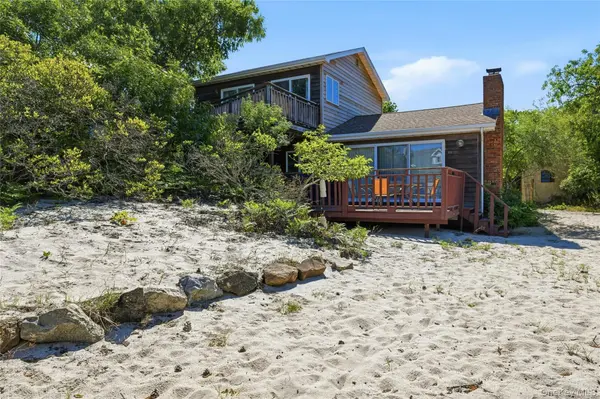 65 Lake DR, Southold, NY 11971
