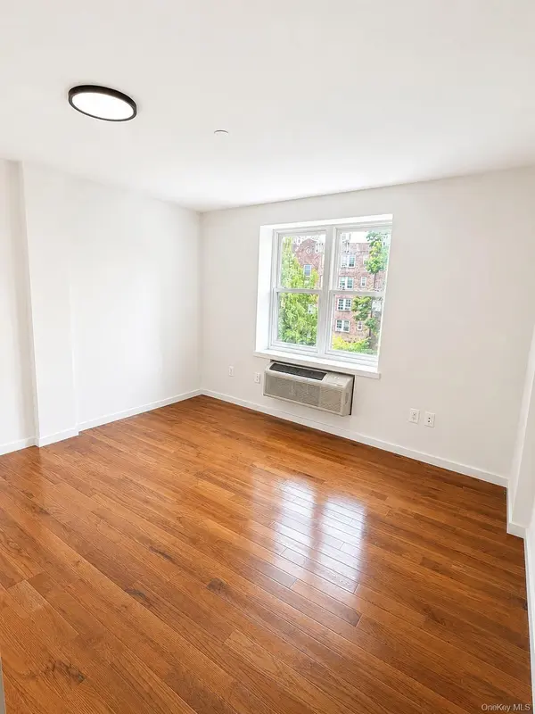 8713 Homelawn ST #5, Jamaica Estates, NY 11432