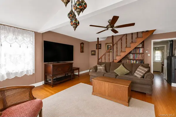 97 Hawkins ST, Bronx, NY 10464