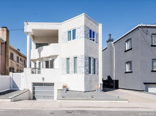 17 New York AVE #House, Long Beach, NY 11561