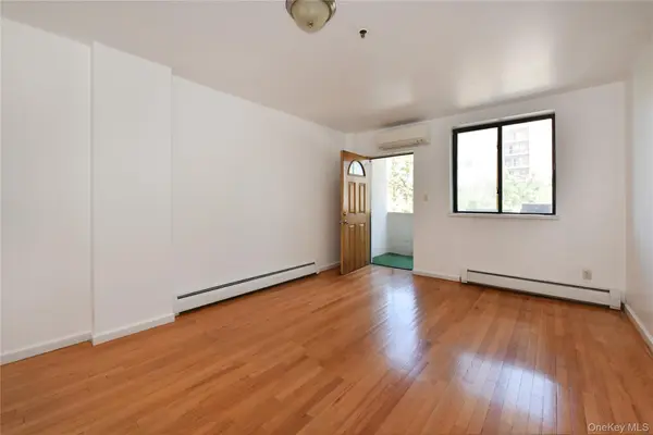133-38 Avery AVE #3FA, Flushing, NY 11355