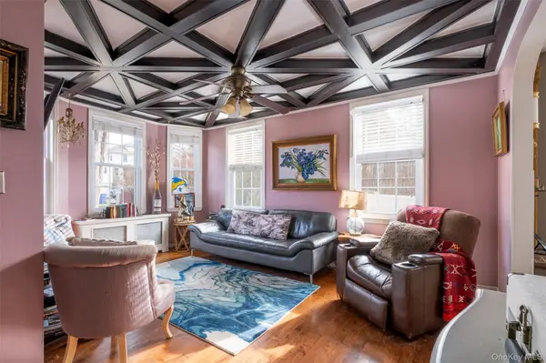 469 Minnieford AVE, Bronx, NY 10464
