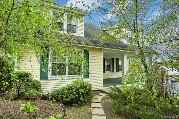 2&4 Youngs Hill RD, Huntington, NY 11743