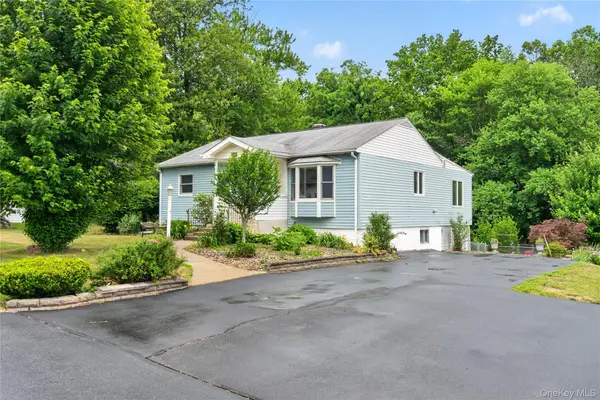 44 Orchard HL,  Middletown,  NY 10941