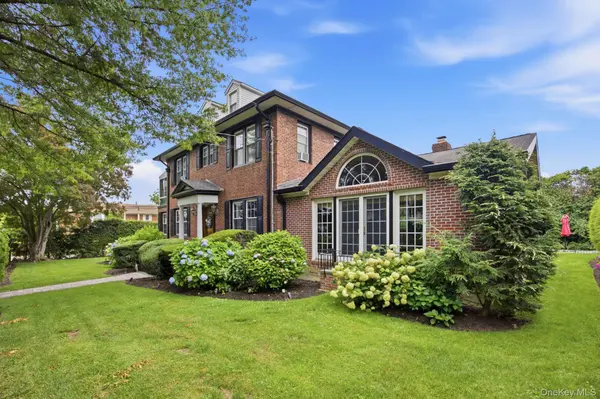 214-48 29th AVE, Bayside, NY 11360