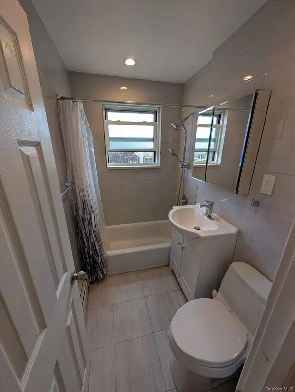 15048 Jewel AVE #70B, Flushing, NY 11367