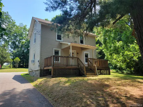 3 Albertson RD, Marlboro, NY 12542