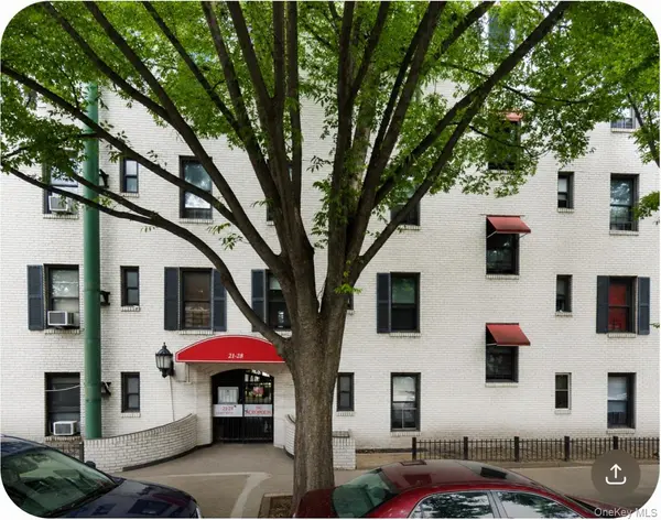 21-28 35 #3G, Astoria, NY 11105