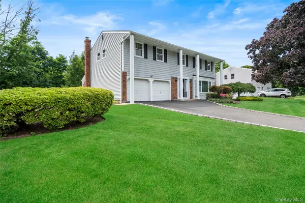 16 Bruce DR, South Setauket, NY 11720