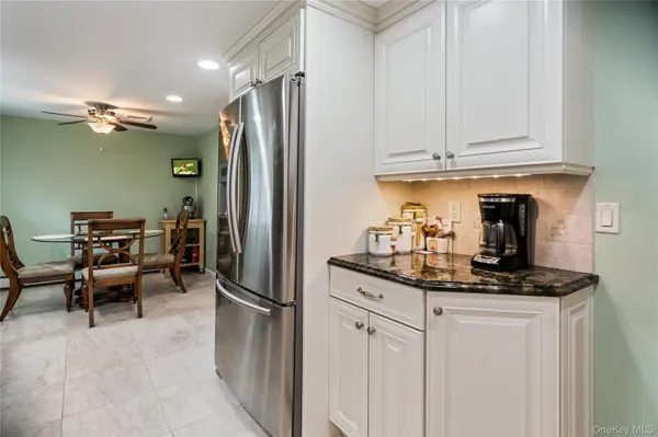 16 Bruce DR, South Setauket, NY 11720