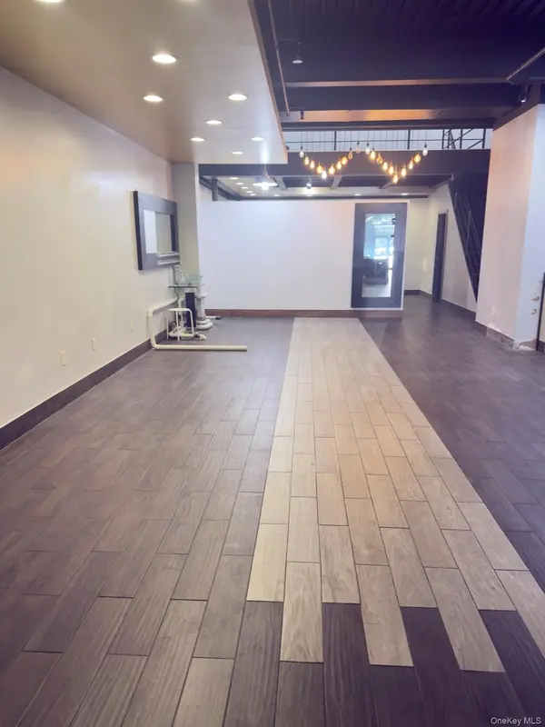 45-19 162 St, Flushing, NY 11358