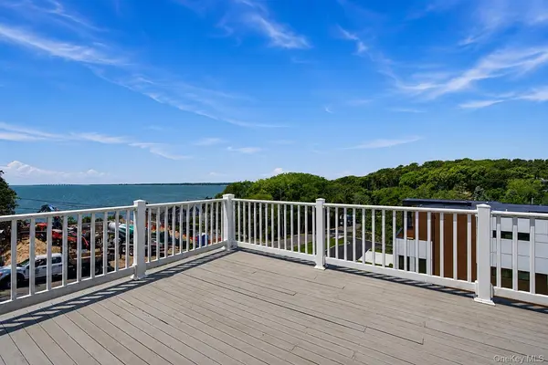 17 Oceanview DR, Southampton, NY 11968