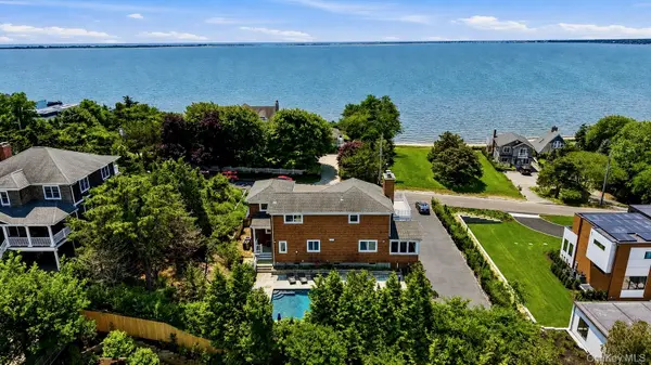 17 Oceanview DR, Southampton, NY 11968
