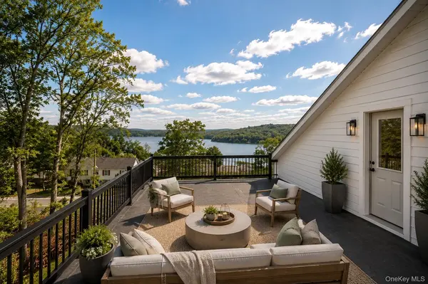 133 W Mombasha RD, Monroe, NY 10950