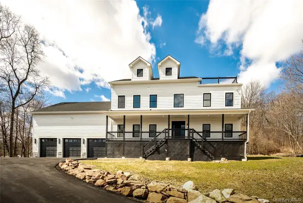 133 W Mombasha RD, Monroe, NY 10950