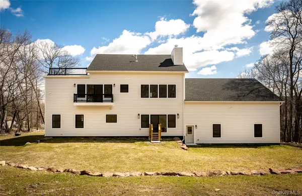 133 W Mombasha RD, Monroe, NY 10950
