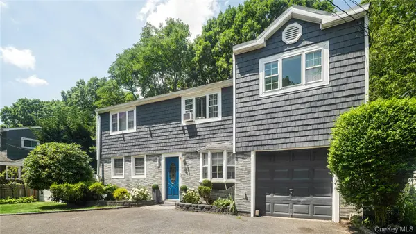 1634 N Gardiner DR, Bay Shore, NY 11706