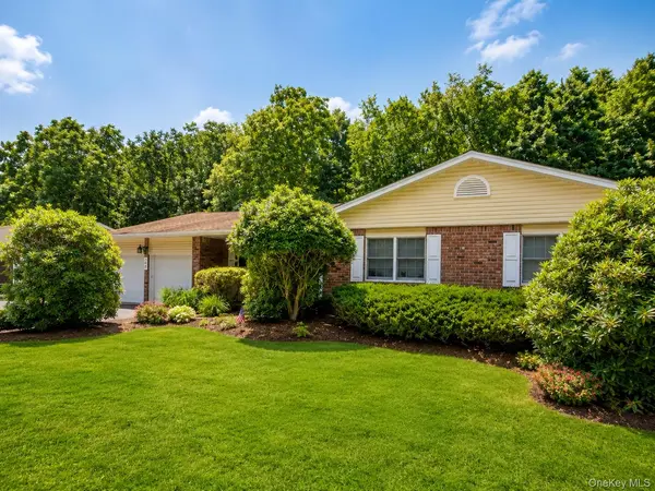 114 Washington BLVD, Commack, NY 11725