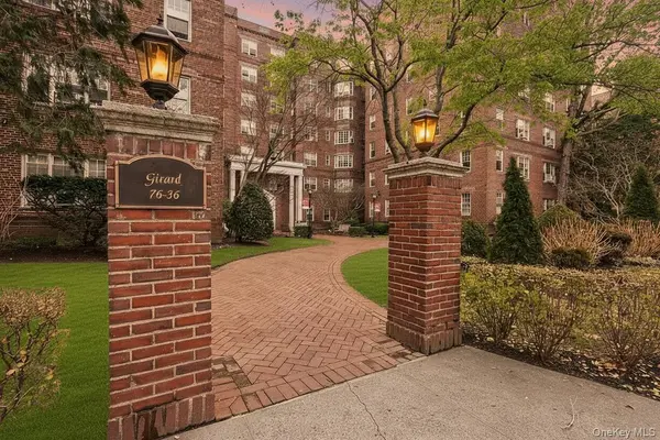 76-36 113 ST #B-2, Forest Hills, NY 11375