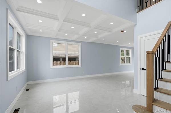 145 Bethpage RD, Hicksville, NY 11801