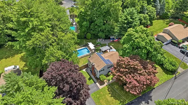 9 Homestead LN, New City, NY 10956
