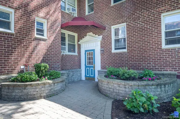 185 Bryant AVE #1M, White Plains, NY 10605