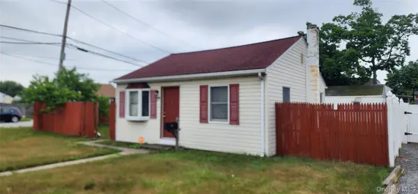 79 Commack RD, North Babylon, NY 11703