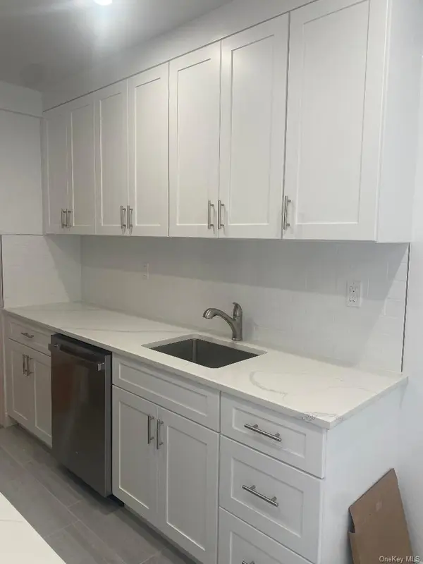 65-65 Wetherole ST #6S, Rego Park, NY 11374