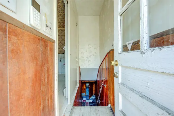 227-12 53rd AVE, Bayside, NY 11364