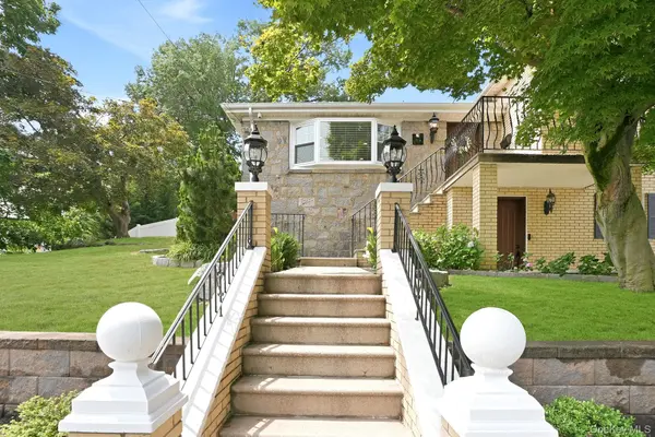 95 Vernon AVE, Yonkers, NY 10704