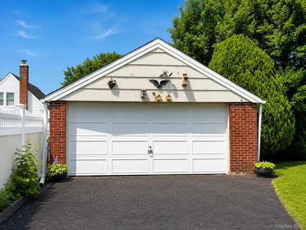 7-08 127th ST, College Point, NY 11356