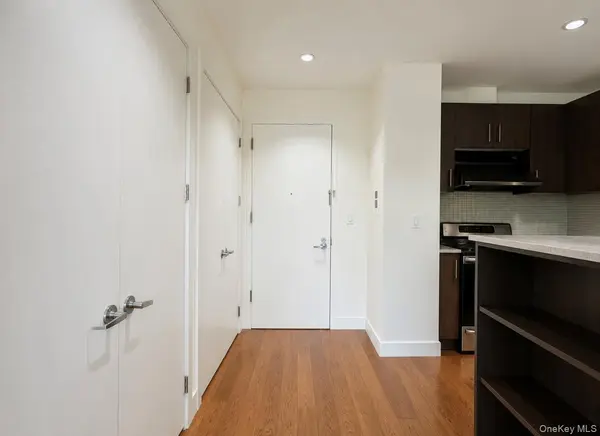 140-21 32nd AVE #5CN, Flushing, NY 11354