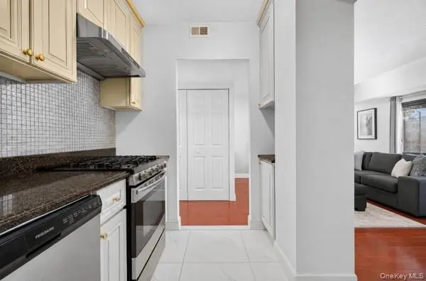 5-38 115th Street #538F, College Point, NY 11356