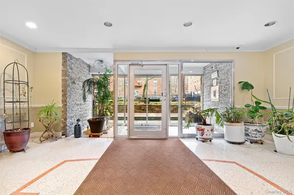 804 Bronx River RD #5A, Bronxville, NY 10708