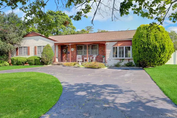 175 Franklin ST, Patchogue, NY 11772