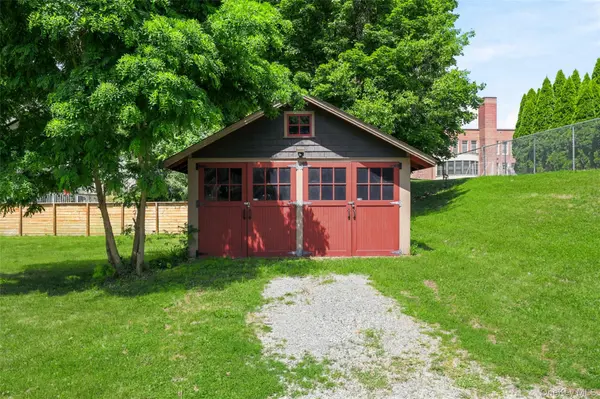 29 School ST, Beacon, NY 12508