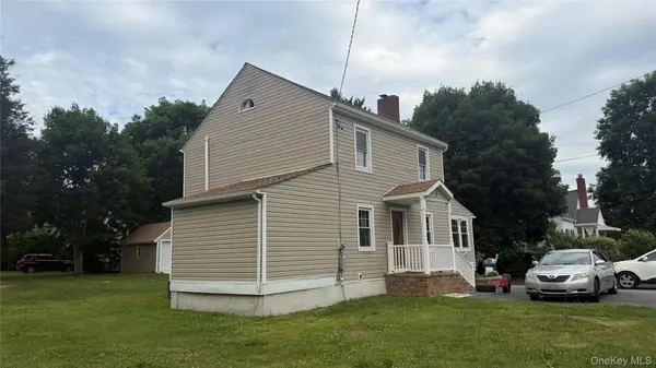 17 Degarmo RD, Poughkeepsie, NY 12603