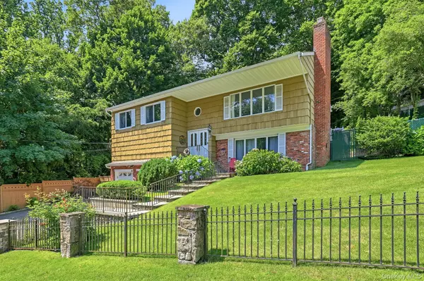 80 Hickory Hill DR, Dobbs Ferry, NY 10522