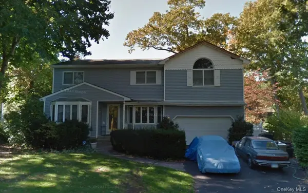 21 Rustic RD, Miller Place, NY 11764
