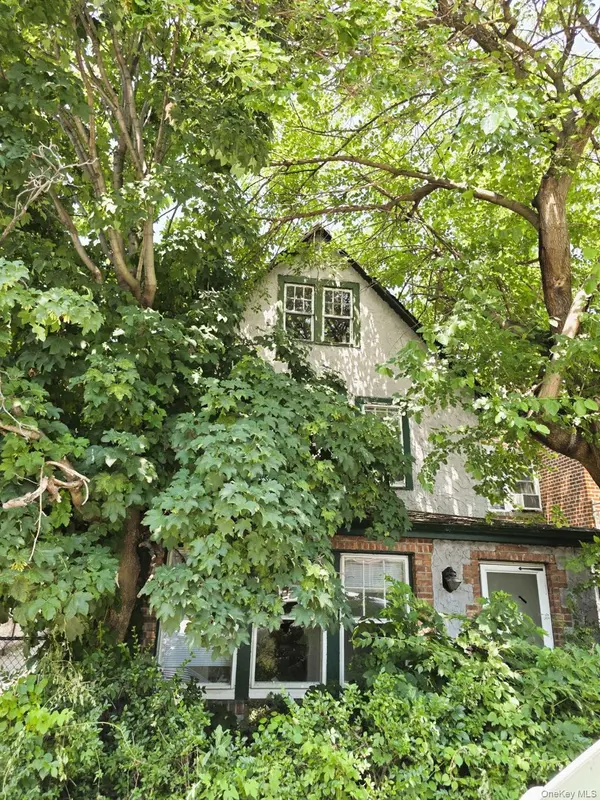 3447 Corlear AVE, Bronx, NY 10463