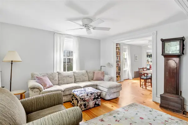 51 Garden ST, Sag Harbor, NY 11963