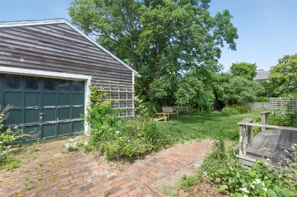 51 Garden ST, Sag Harbor, NY 11963