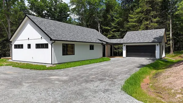 204 Country RD, Callicoon, NY 12723