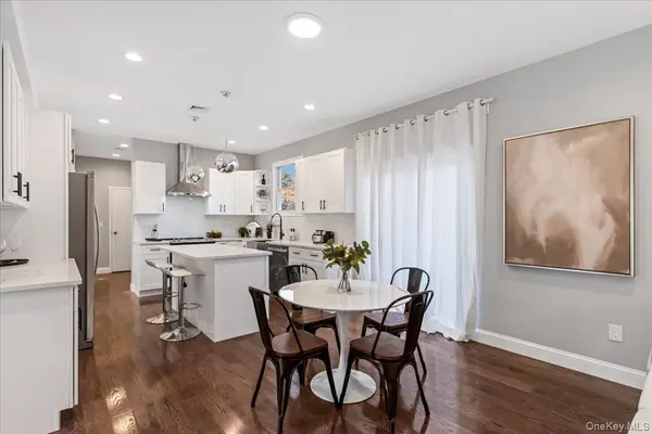 91 Market ST, Mastic Beach, NY 11951